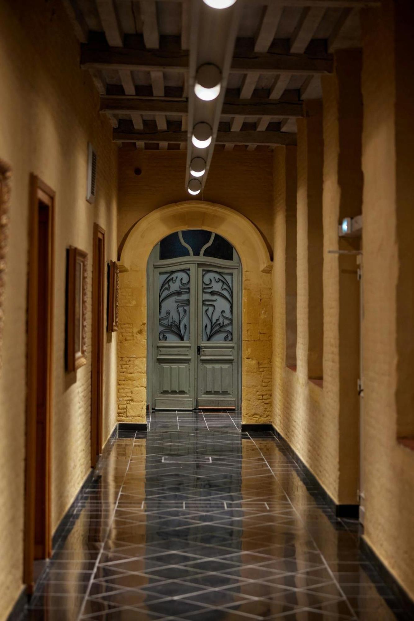 L'Hermitage Gantois, Autograph Collection Lille Exterior foto The interior of the hotel